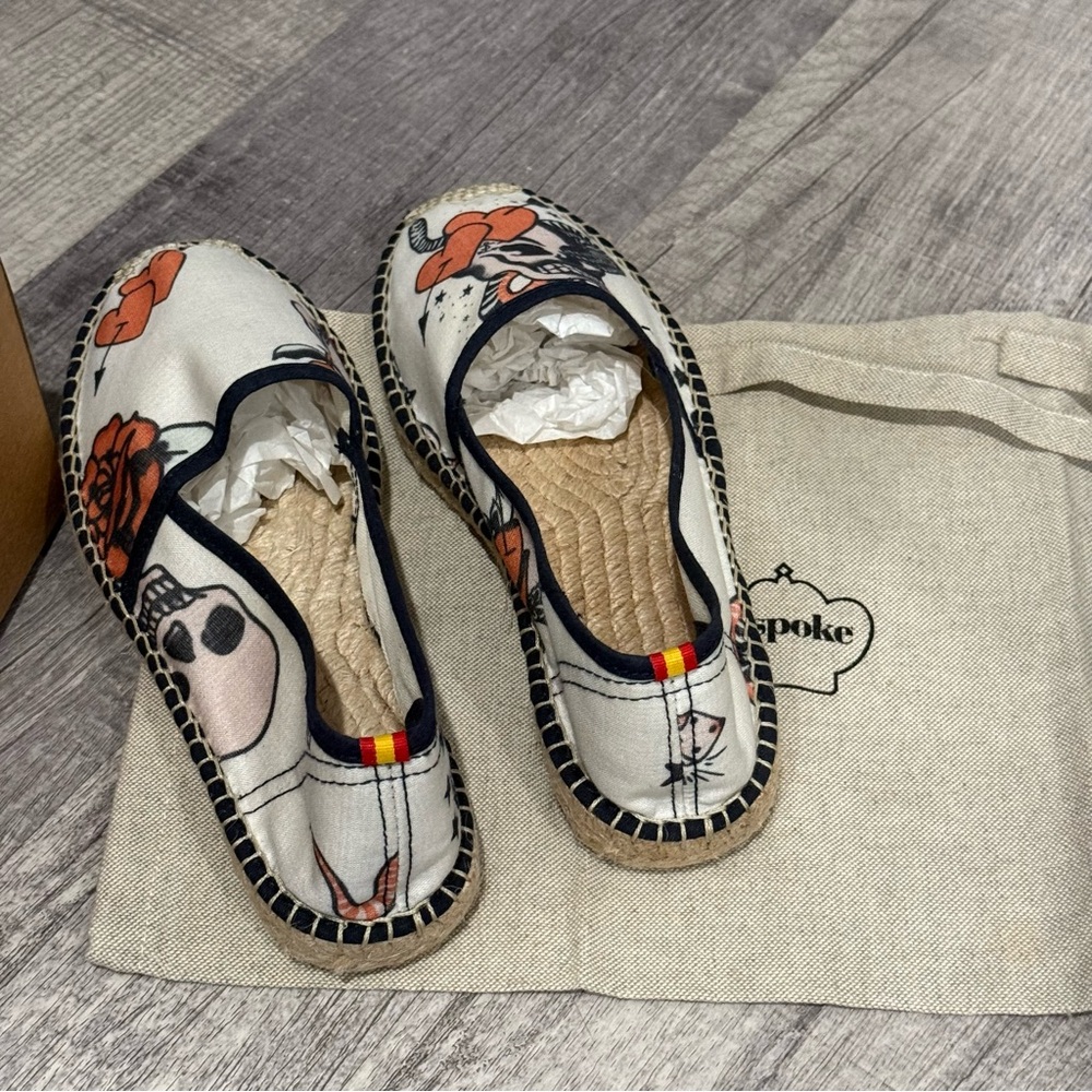 Respoke Fernanda Cream Espadrilles with Skull and Floral Design - Picture 3 of 6